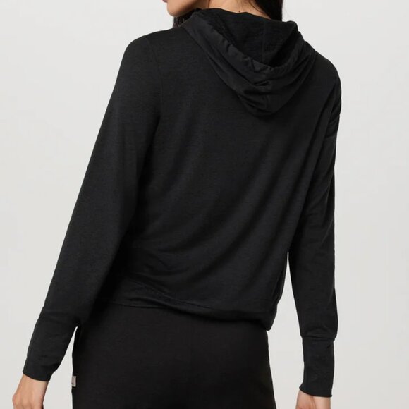 Vuori Halo Essential Hoodie in Black, Size Small - Picture 2 of 4